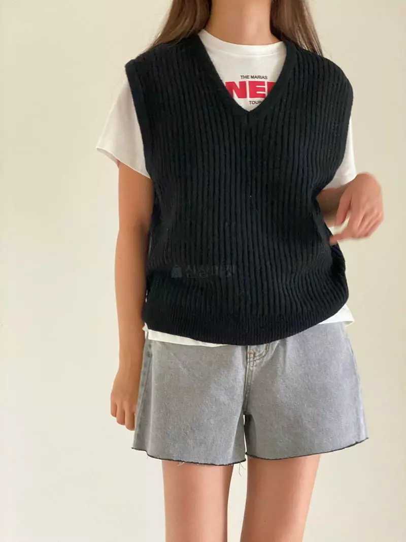 Villabutton - Korean Women Fashion - #momslook - Embo Vest - 8