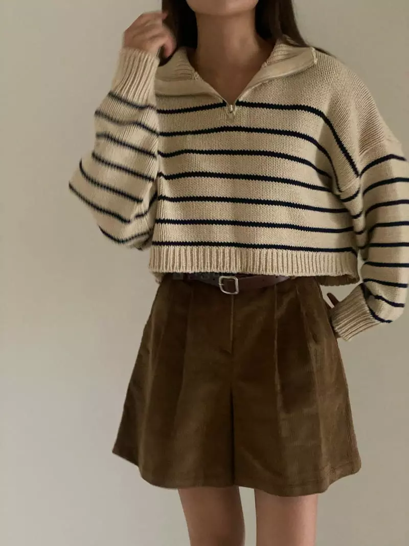 Villabutton - Korean Women Fashion - #momslook - Strieps Crop Knit Tee - 7
