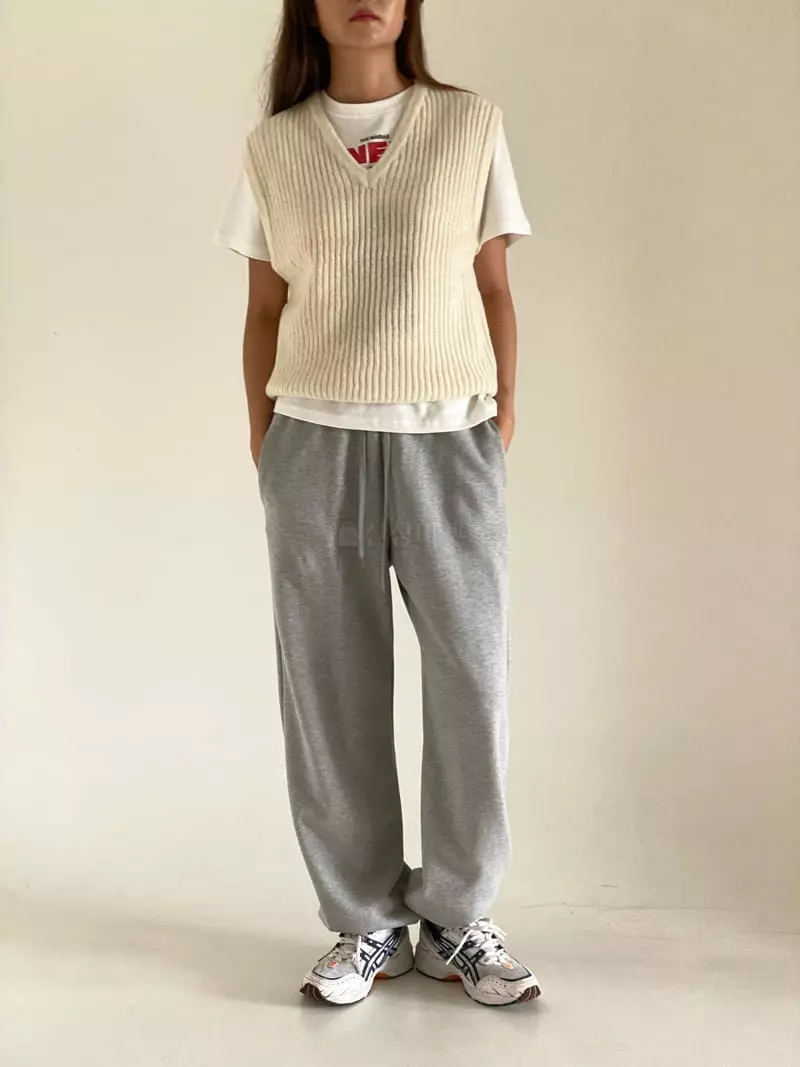 Villabutton - Korean Women Fashion - #restrostyle - Embo Vest - 4