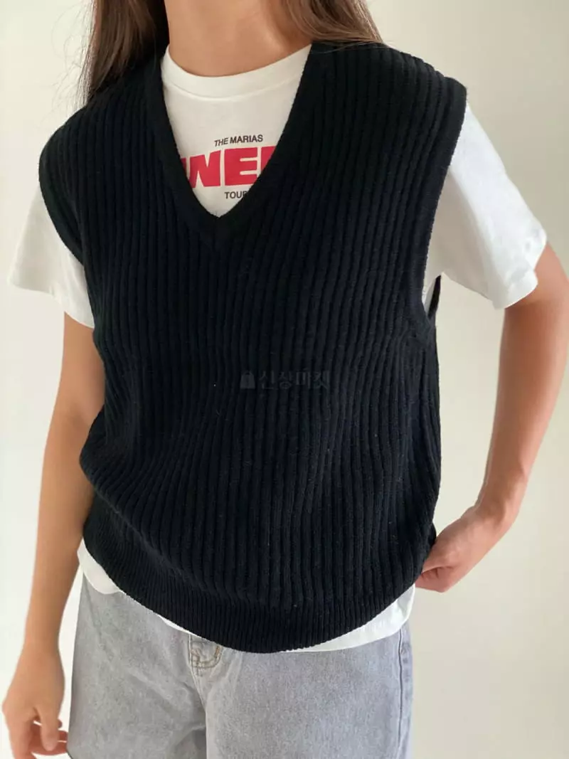 Villabutton - Korean Women Fashion - #thatsdarling - Embo Vest - 6