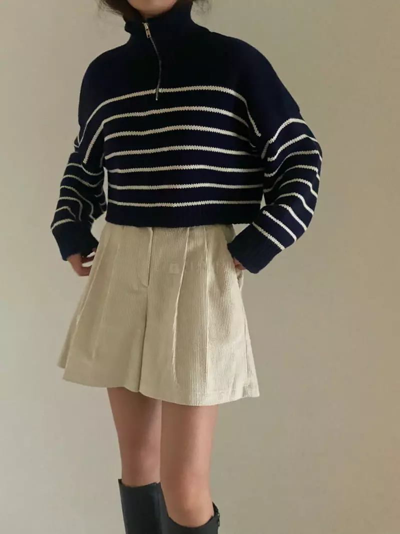 Villabutton - Korean Women Fashion - #womensfashion - Strieps Crop Knit Tee - 12