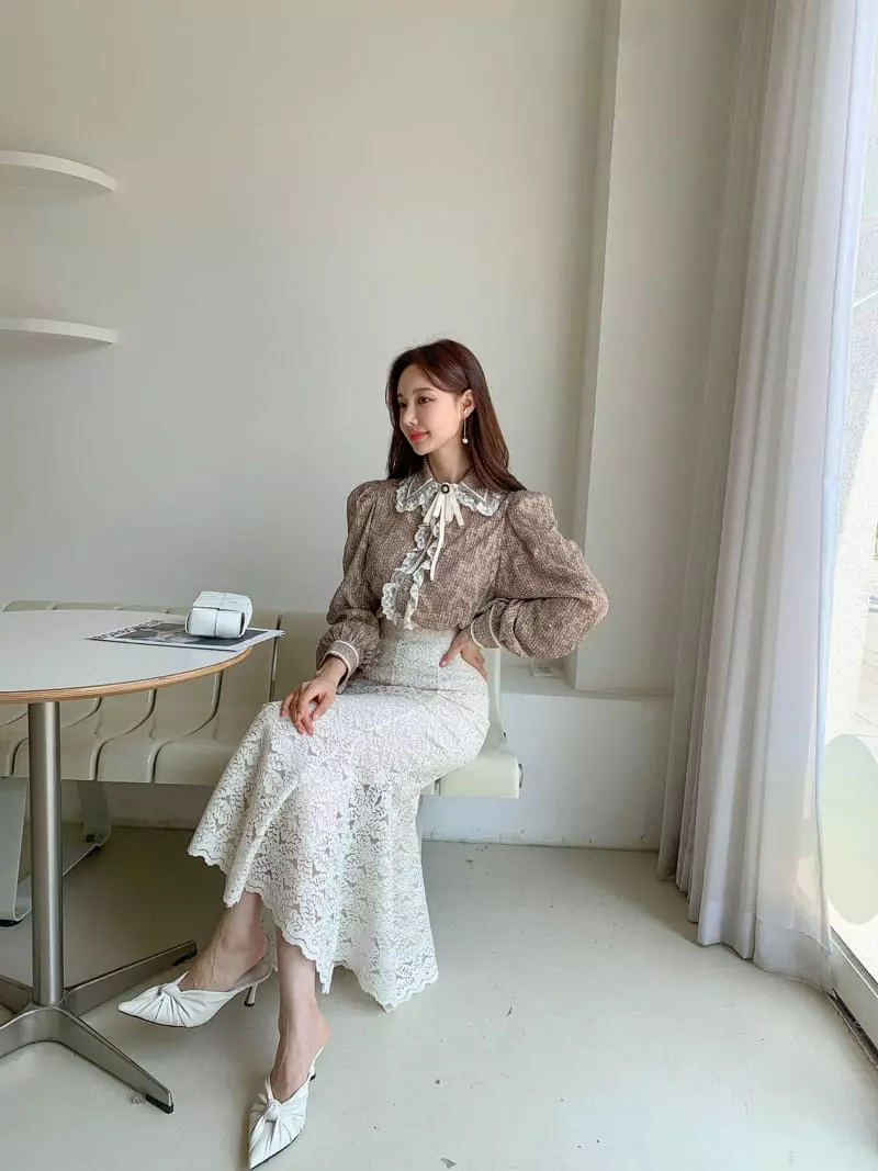 Vincent - Korean Women Fashion - #womensfashion - Guzi Blouse - 4