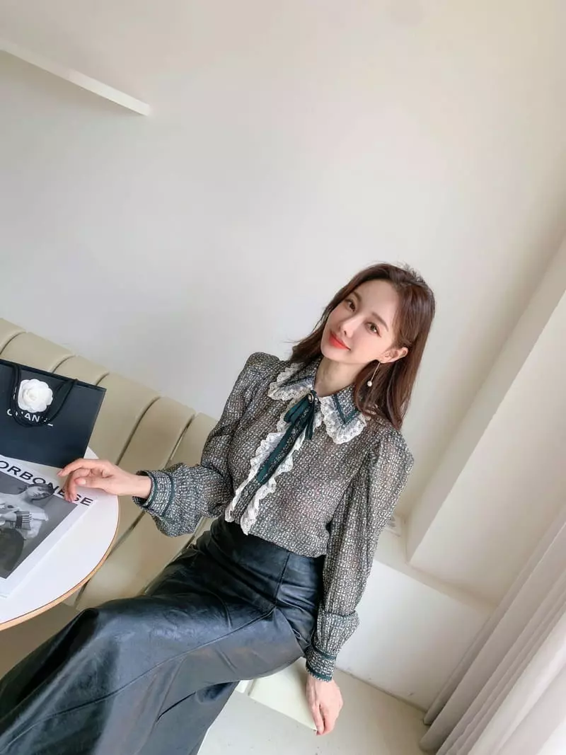 Vincent - Korean Women Fashion - #pursuepretty - Guzi Blouse - 12