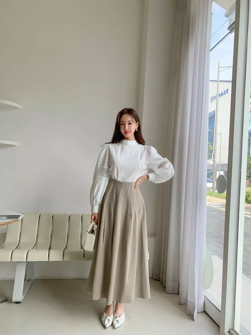 Vincent - Korean Women Fashion - #pursuepretty - Pintuck Blouse - 3