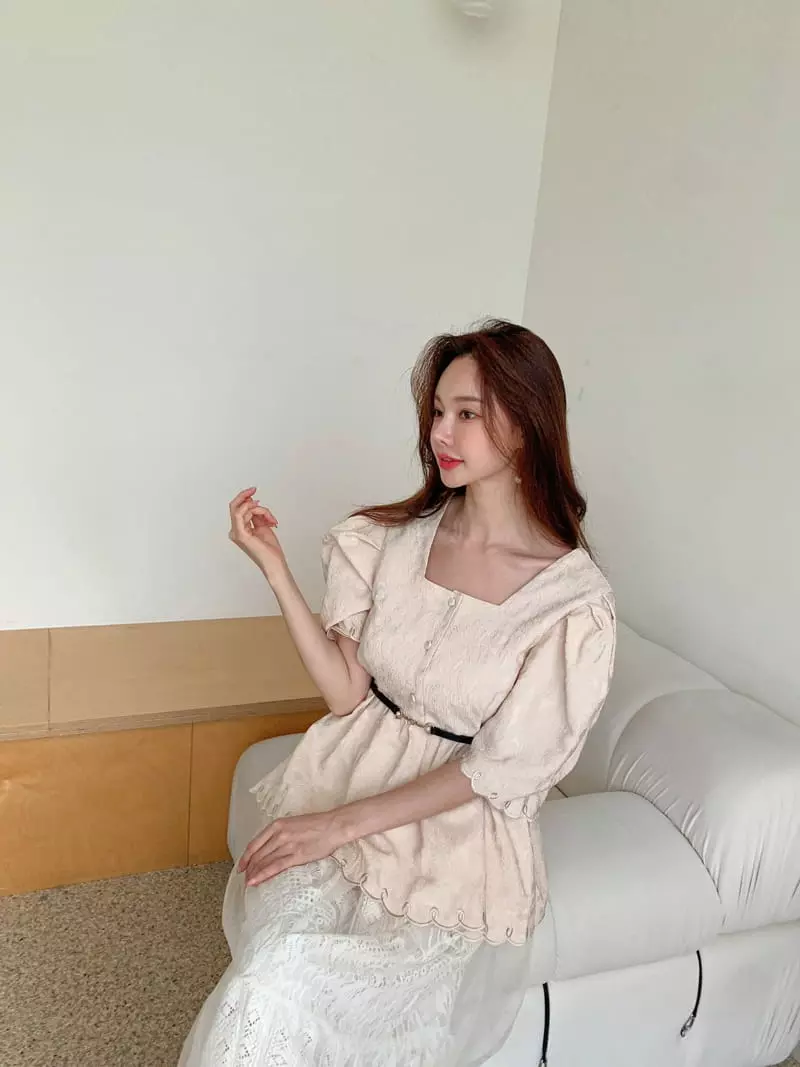 Vincent - Korean Women Fashion - #restrostyle - Pudding Blouse - 4