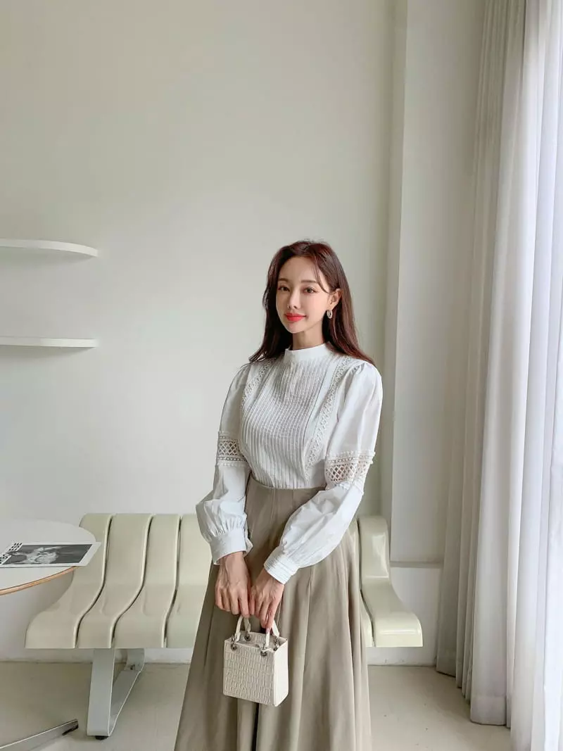 Vincent - Korean Women Fashion - #vintageinspired - Pintuck Blouse