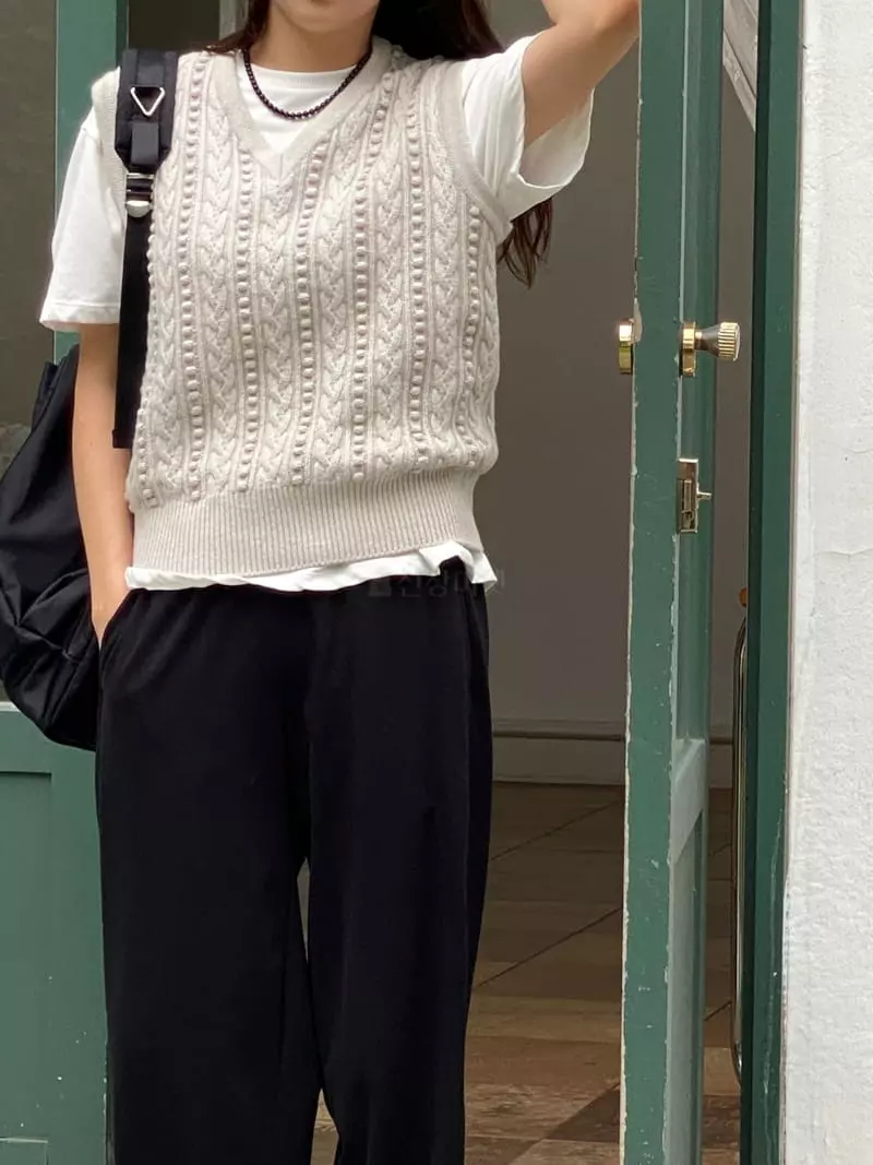 Vineyard - Korean Women Fashion - #momslook - Brick S Pain  V Knit Tee