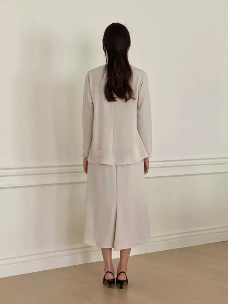 Vineyard - Korean Women Fashion - #momslook - Wavy Skirt - 2