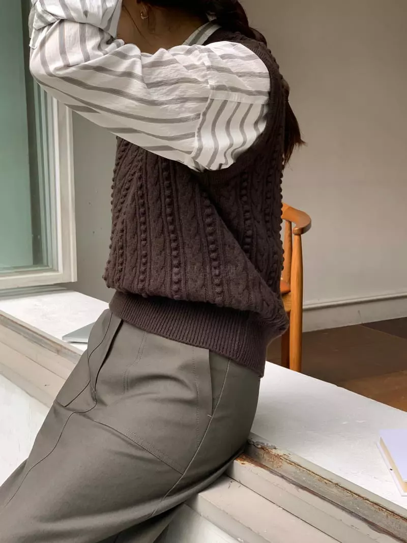 Vineyard - Korean Women Fashion - #womensfashion - Brick S Pain  V Knit Tee - 10