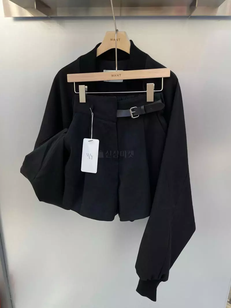 Want - Korean Women Fashion - #momslook - Peach Belt Shorts - 10