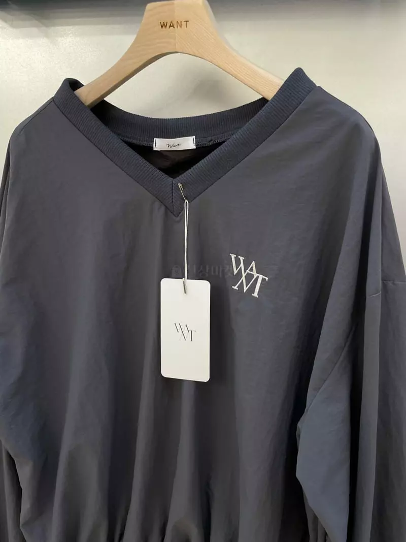 Want - Korean Women Fashion - #momslook - Want Nylon Sweatshirt