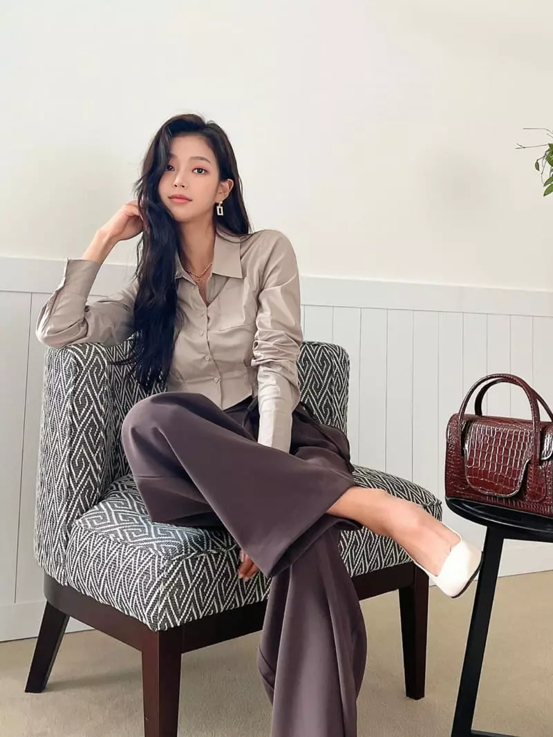 Want - Korean Women Fashion - #romanticstyle - Crop Shirt - 2