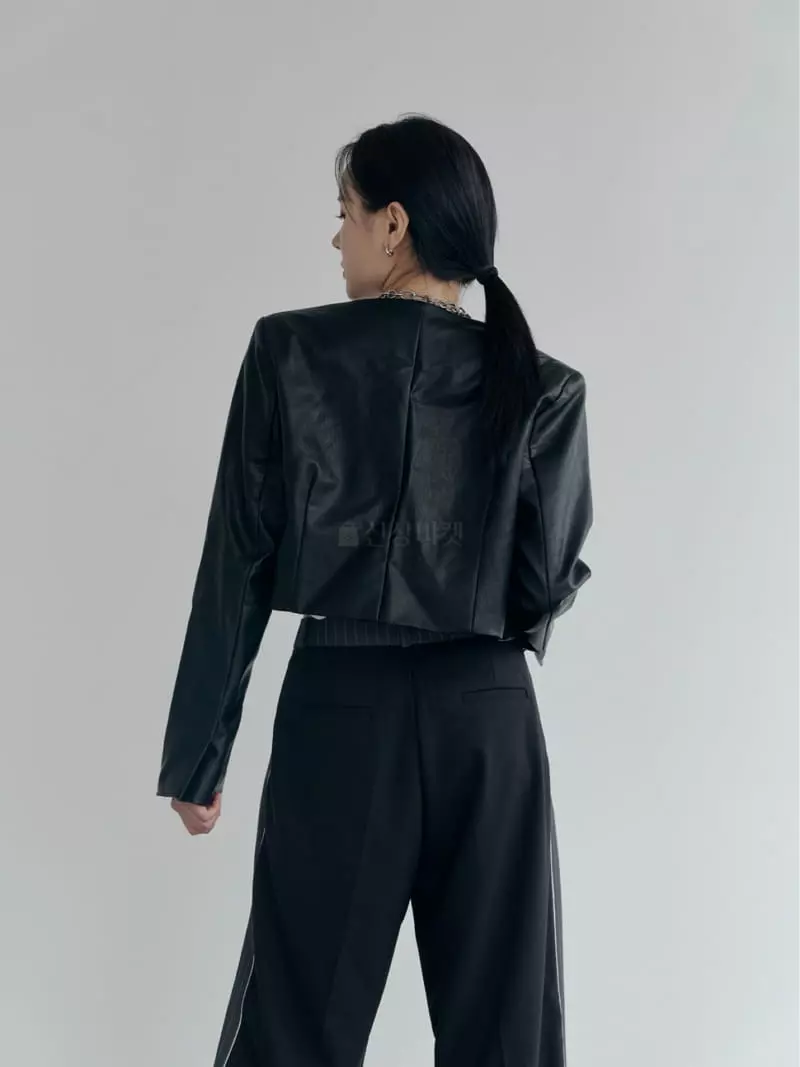 Want - Korean Women Fashion - #momslook - Chick Leatehr Jacket - 4