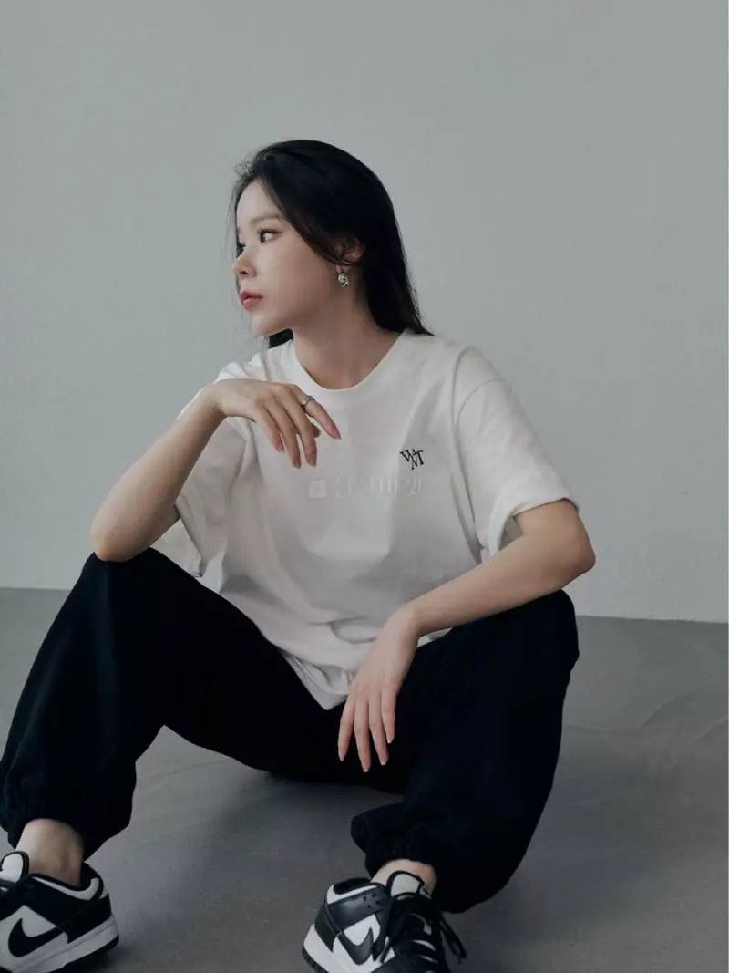 Want - Korean Women Fashion - #womensfashion - Want Fall Lyered Tee - 7