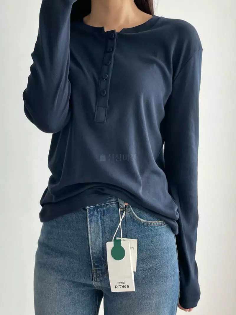 Washingroom - Korean Women Fashion - #momslook - Button Tee - 4