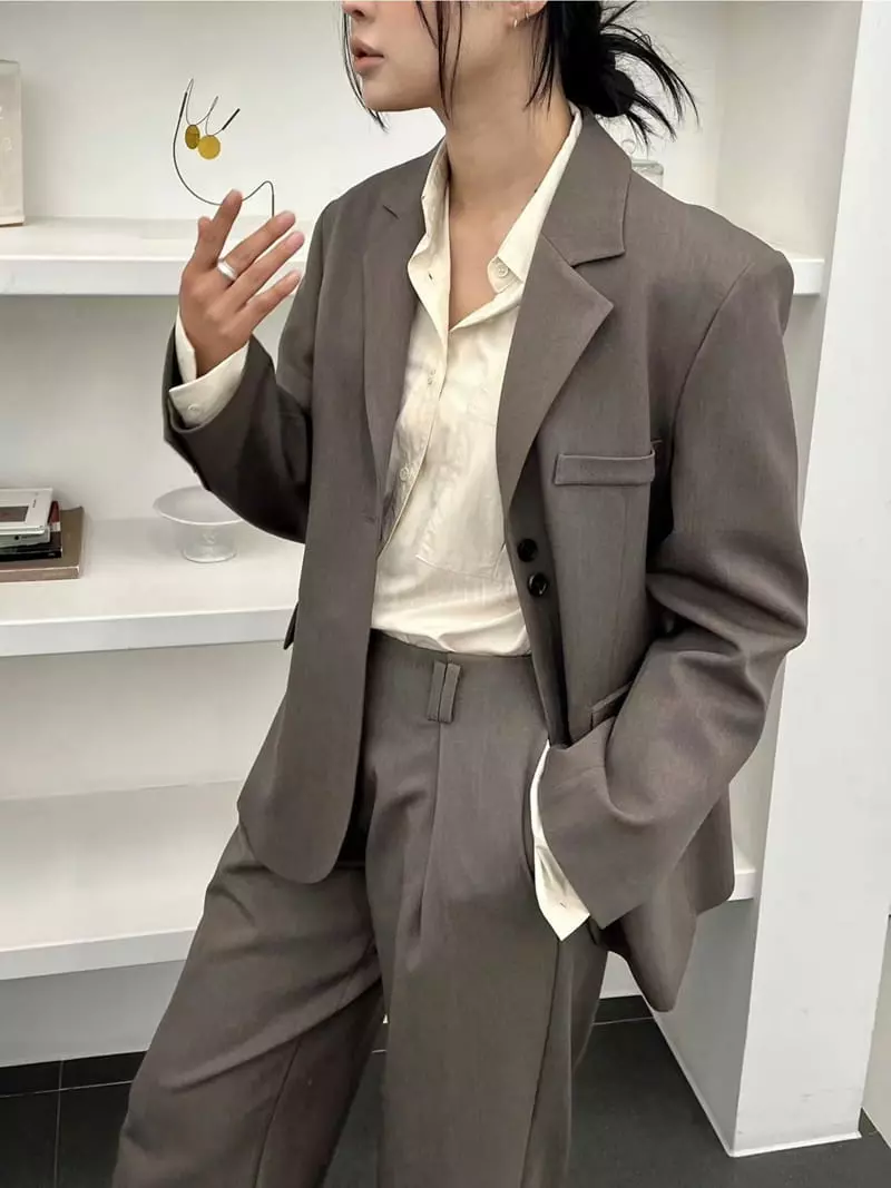 Waterbar - Korean Women Fashion - #restrostyle - Mini Button Jacket - 7
