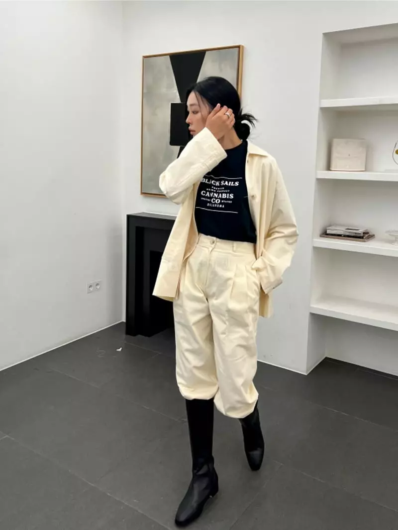 Waterbar - Korean Women Fashion - #vintagekidsstyle - Lio Half Jacket