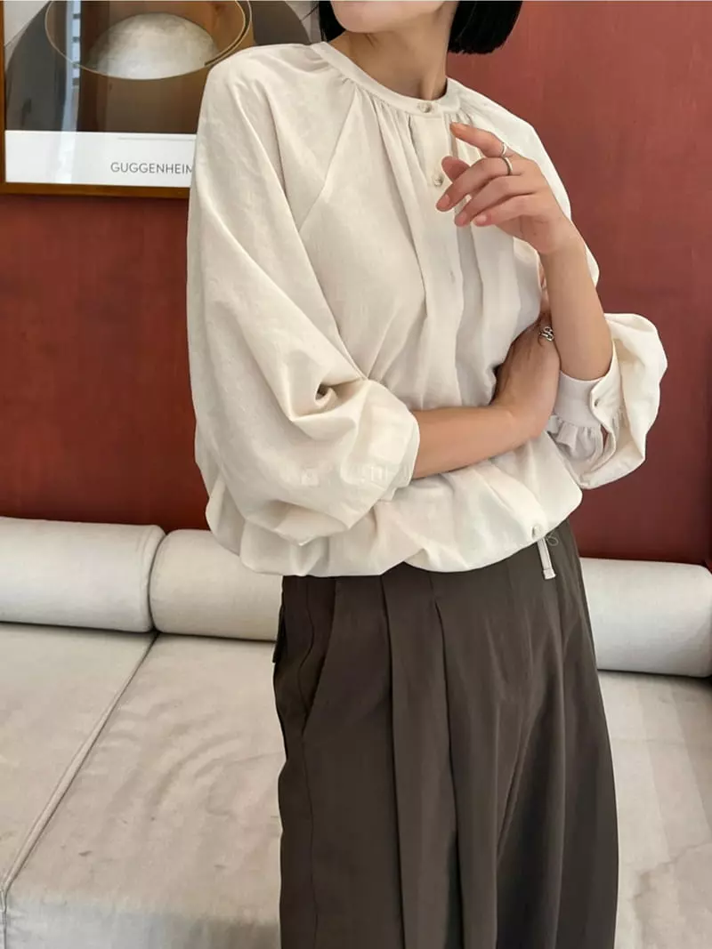 Waterbar - Korean Women Fashion - #womensfashion - Lowl Shirring Blouse - 2
