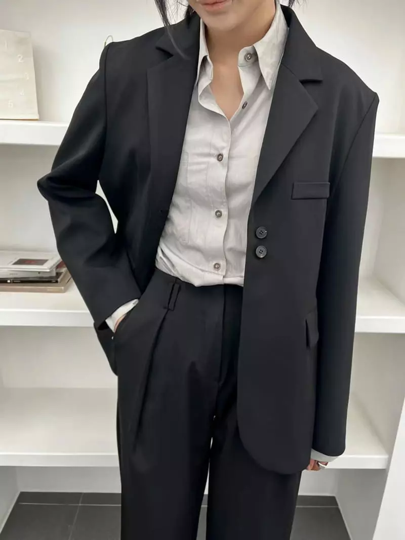 Waterbar - Korean Women Fashion - #womensfashion - Mini Button Jacket - 3