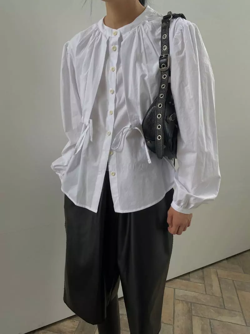 We Are - Korean Women Fashion - #momslook - Bebe Shirring Blouse - 9