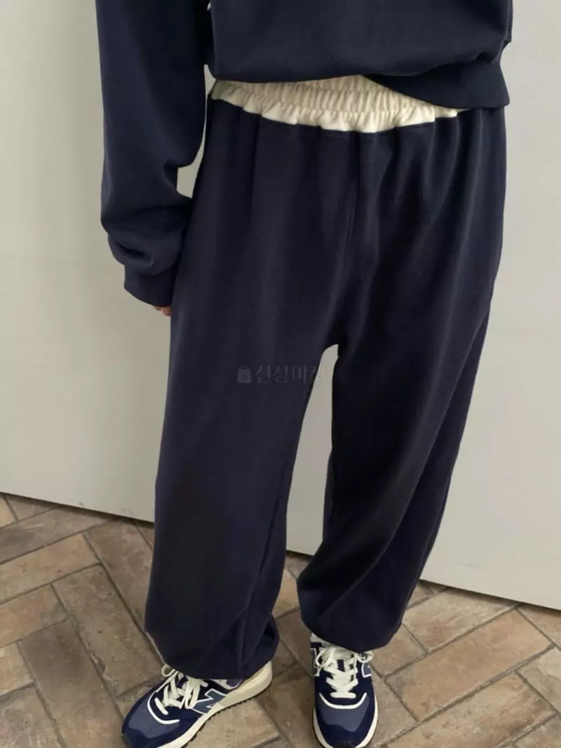 We Are - Korean Women Fashion - #momslook - Mont Eyelet Pants - 2