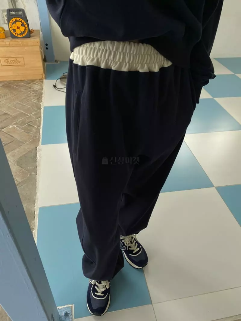 We Are - Korean Women Fashion - #womensfashion - Mont Eyelet Pants - 4