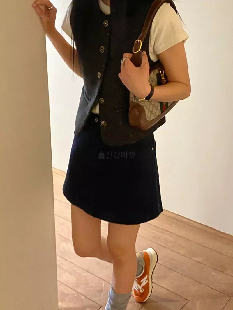 We Are - Korean Women Fashion - #restrostyle - Lav Mini Skirt - 12
