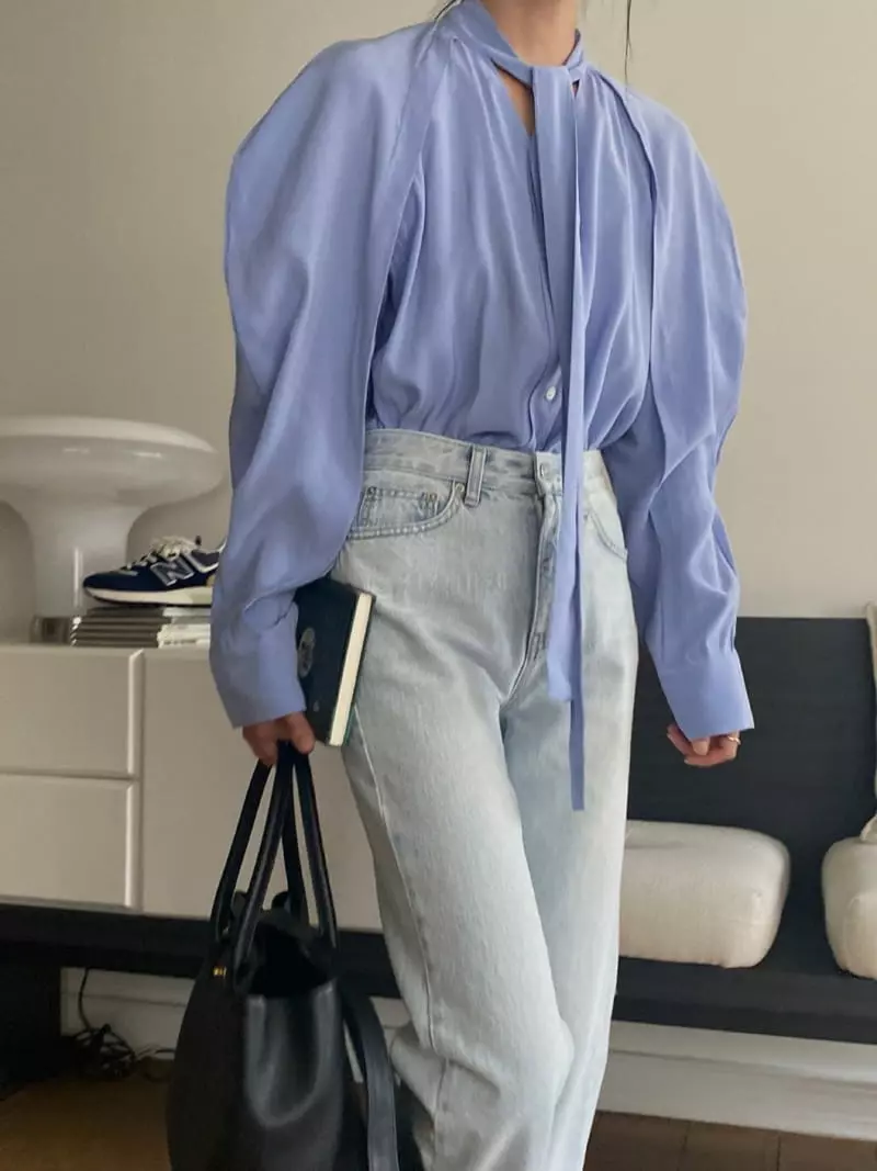 We Are - Korean Women Fashion - #vintagekidsstyle - Praha Blouse - 6