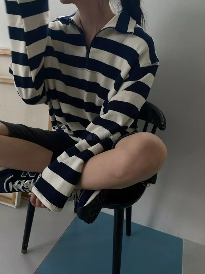 We Are - Korean Women Fashion - #womensfashion - Hailey Sweatshirt - 2