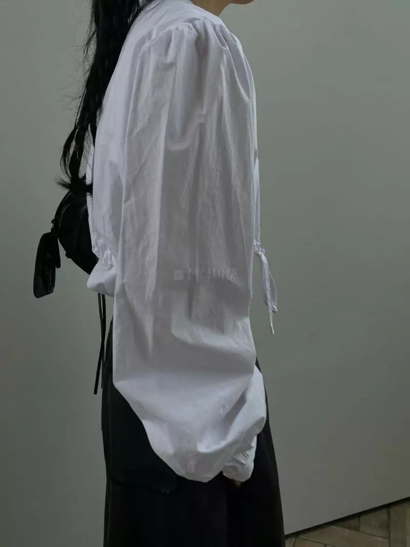 We Are - Korean Women Fashion - #womensfashion - Bebe Shirring Blouse - 2