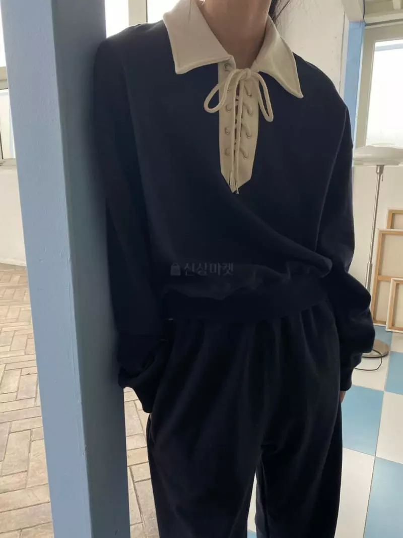 We Are - Korean Women Fashion - #womensfashion - Mont Eyelet Sweatshirt - 6