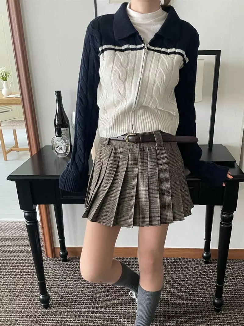 Well Row - Korean Women Fashion - #momslook - Check Double Pleats Skirt
