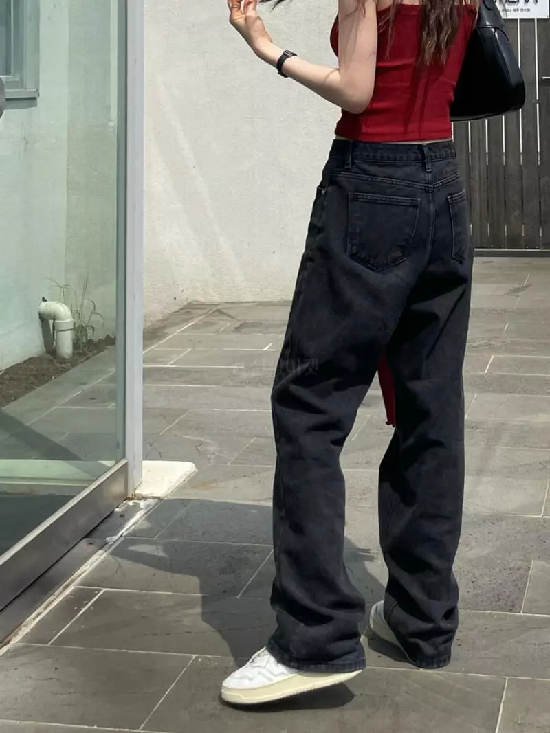 Well Row - Korean Women Fashion - #momslook - Black Straight Denim Jeans - 11
