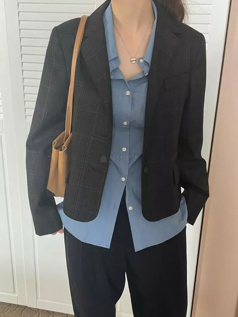 Well Row - Korean Women Fashion - #romanticstyle - Line Collar Shirt - 8