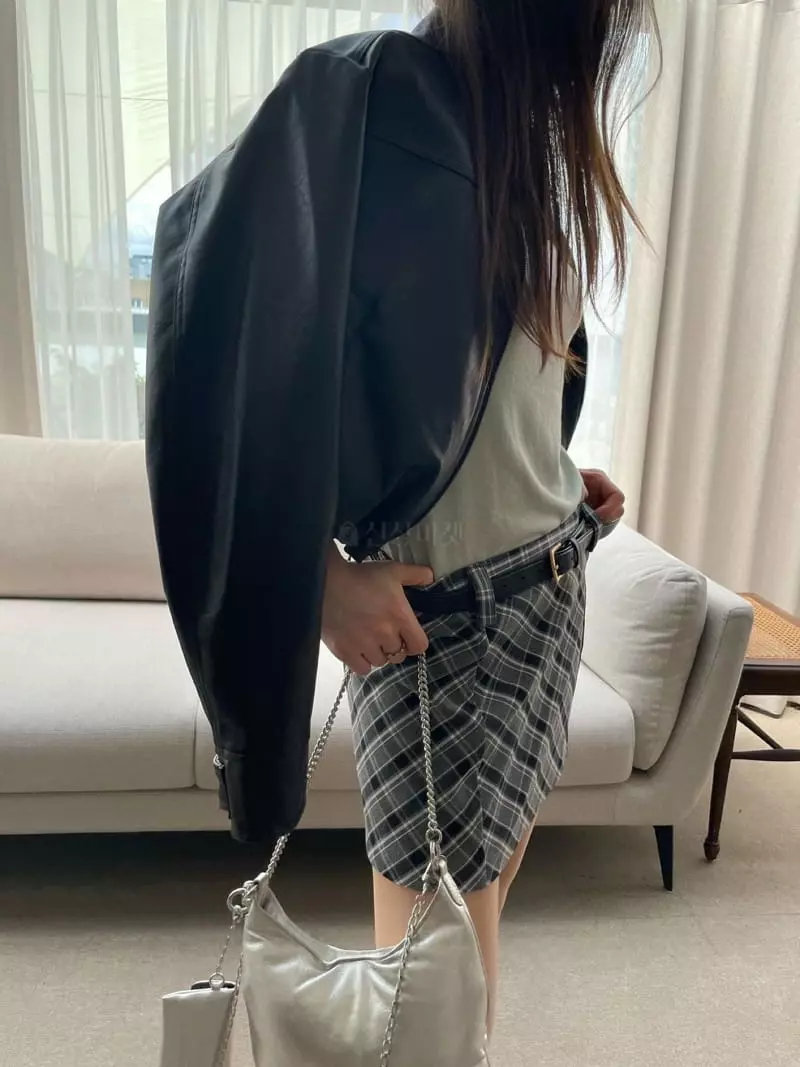 Well Row - Korean Women Fashion - #romanticstyle - Check Slit Mini Skirt