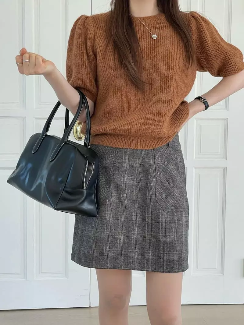 Well Row - Korean Women Fashion - #romanticstyle - Puff Half Knit Tee - 4