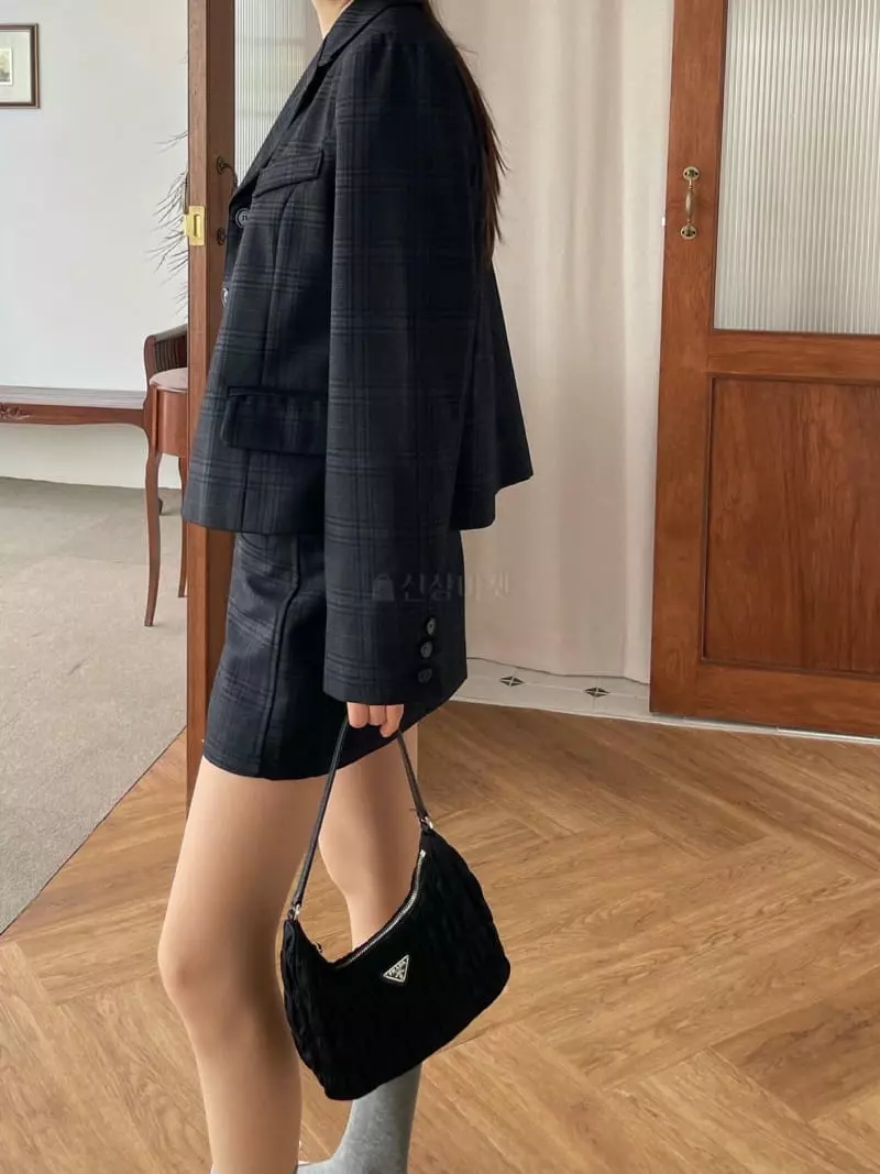 Well Row - Korean Women Fashion - #thatsdarling - Check Low Mini Skirt