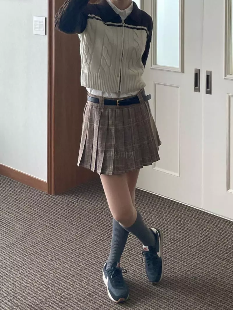 Well Row - Korean Women Fashion - #momslook - Check Double Pleats Skirt - 4