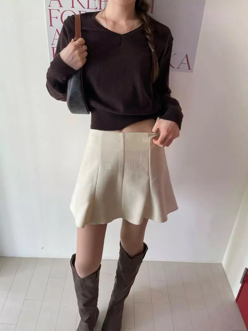 Well Row - Korean Women Fashion - #womensfashion - Mute Plare Skirt