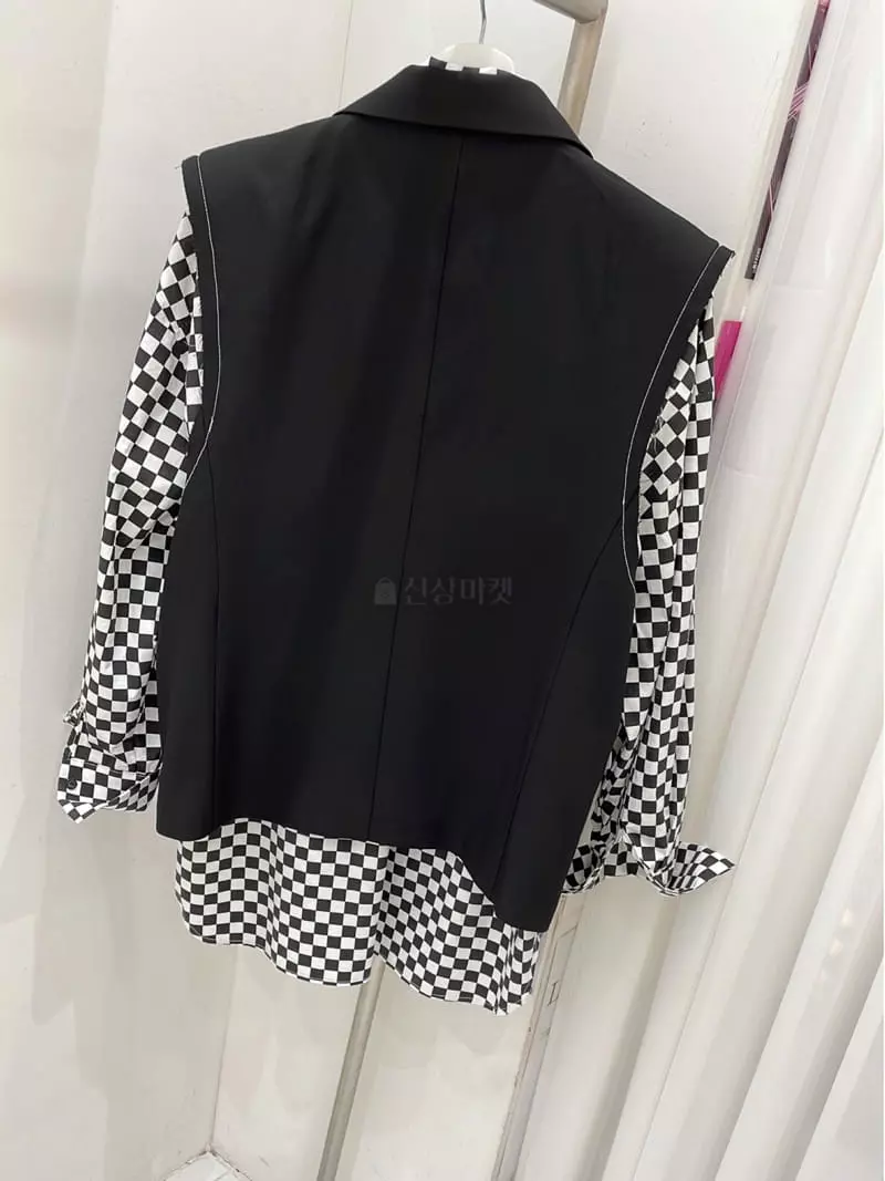 Zipper - Korean Women Fashion - #womensfashion - Pocket Long Vest - 6