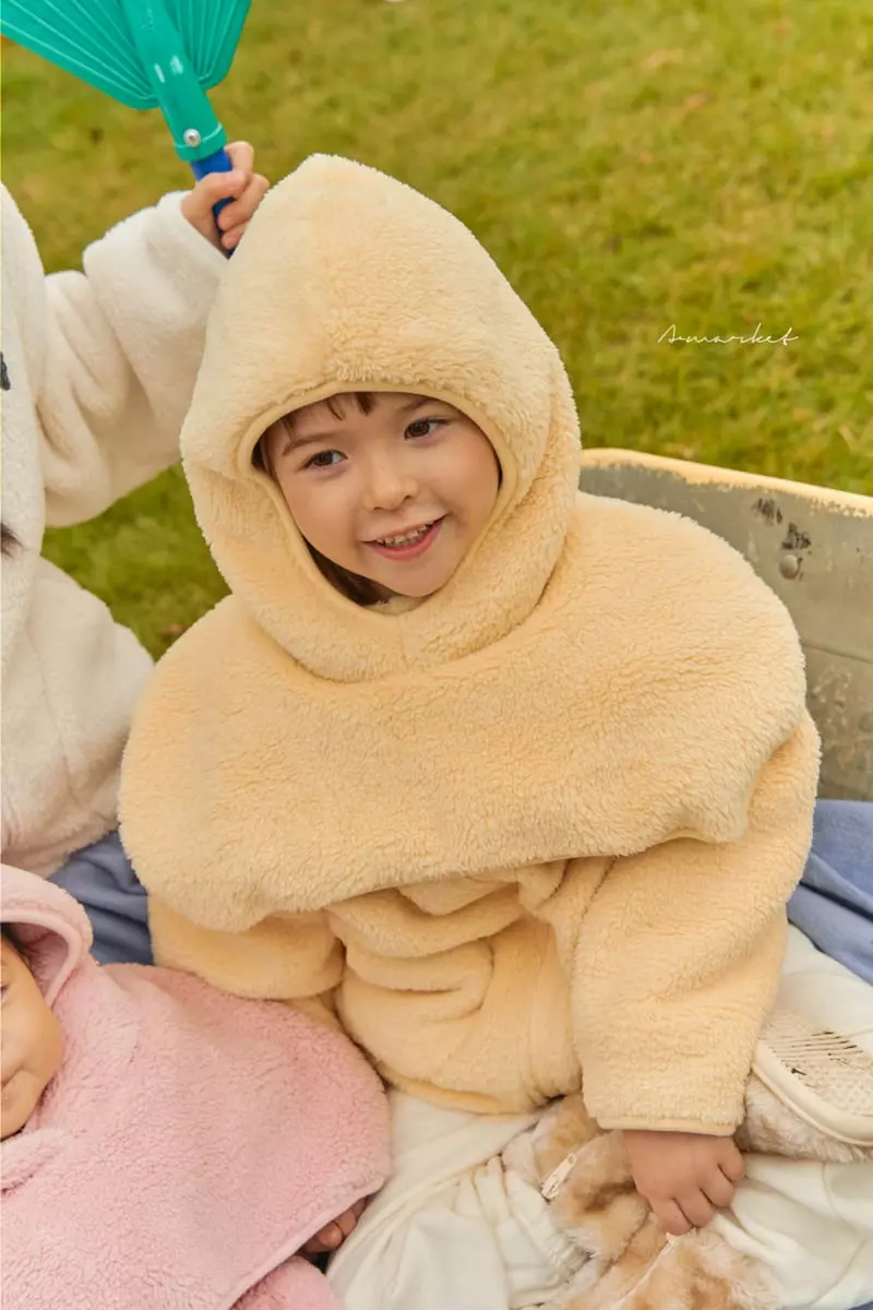 a-Market - Korean Children Fashion - #minifashionista - Milk Fleece Cape - 8