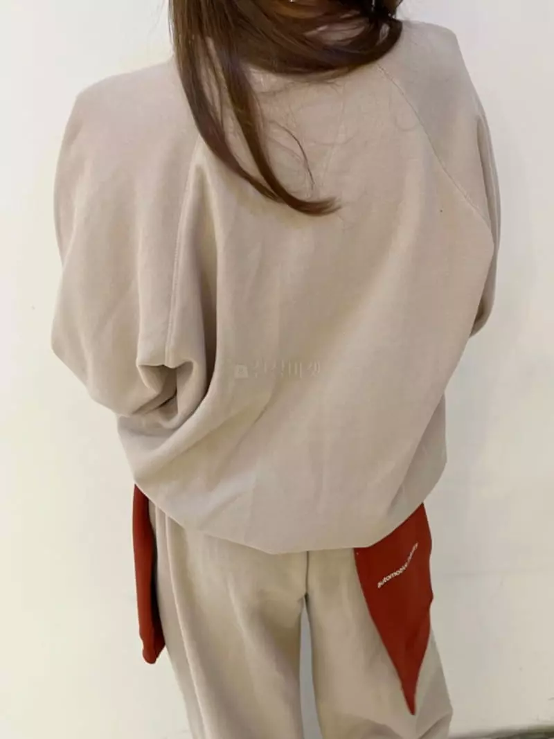 140 Avenue - Korean Women Fashion - #momslook - Cellin Sweatshirt