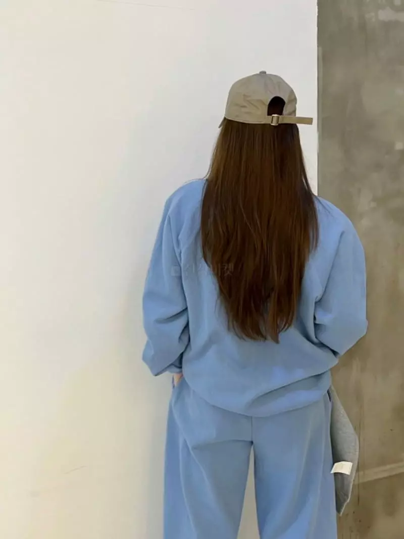 140 Avenue - Korean Women Fashion - #momslook - Cellin Sweatshirt - 5