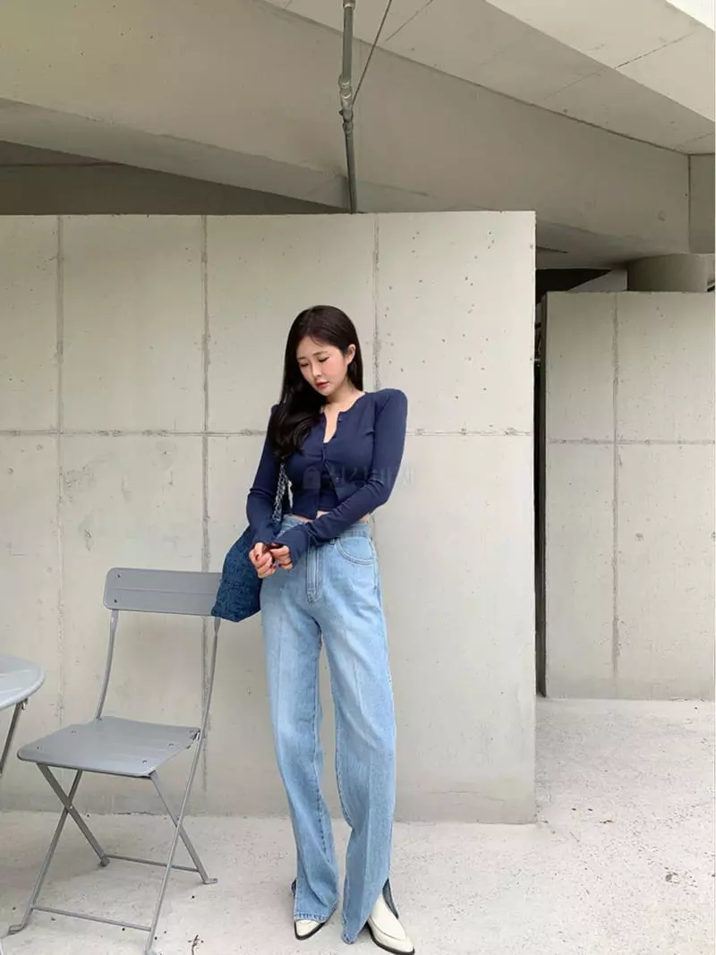 140 Avenue - Korean Women Fashion - #momslook - Arc Slit Jeans - 5