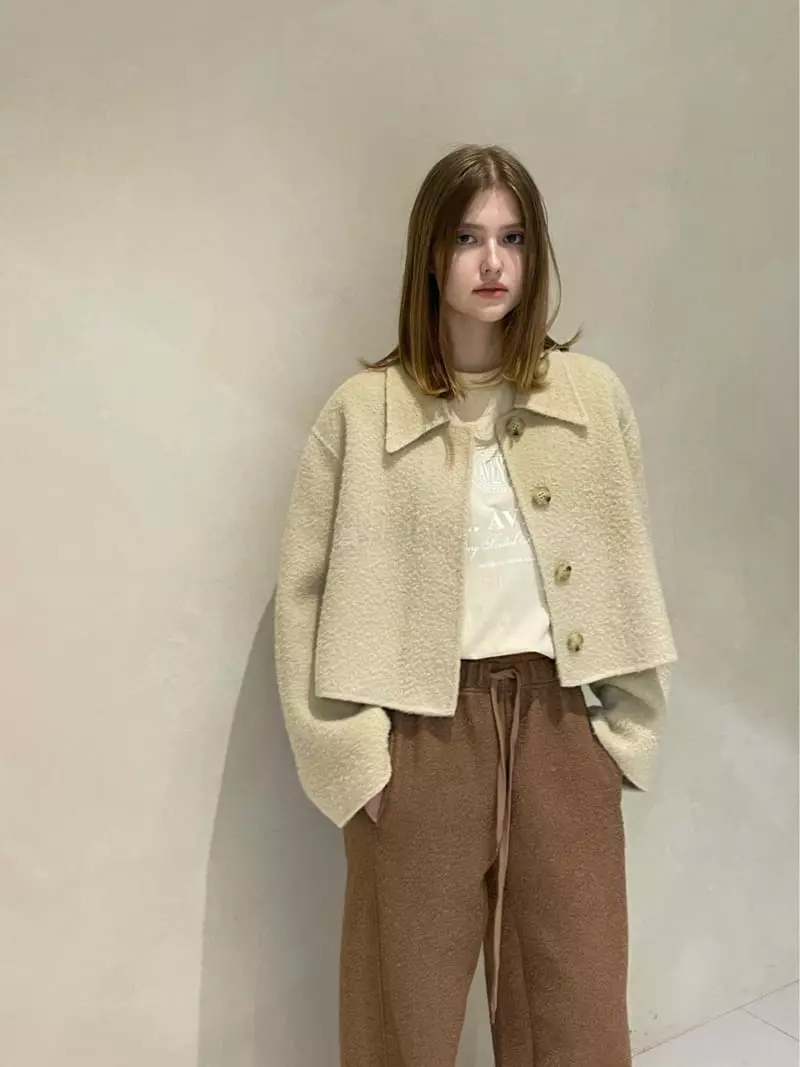 140 Avenue - Korean Women Fashion - #momslook - Suri Hand Short Jacket - 7