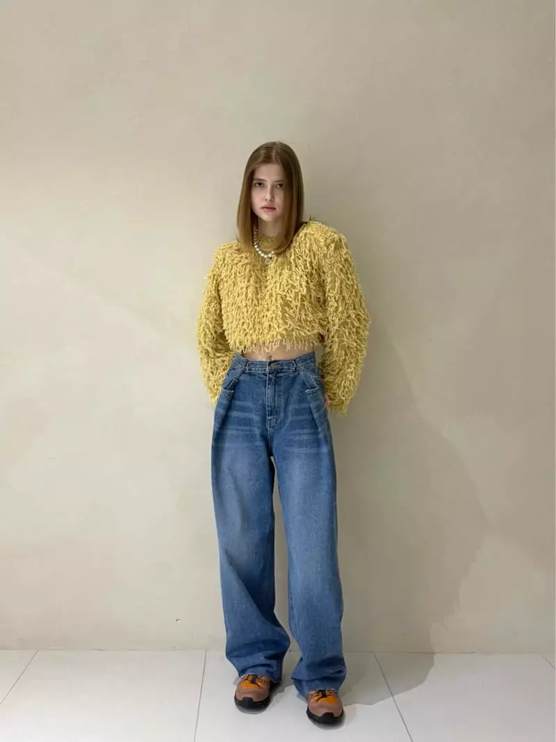 140 Avenue - Korean Women Fashion - #momslook - Crop Tee - 7