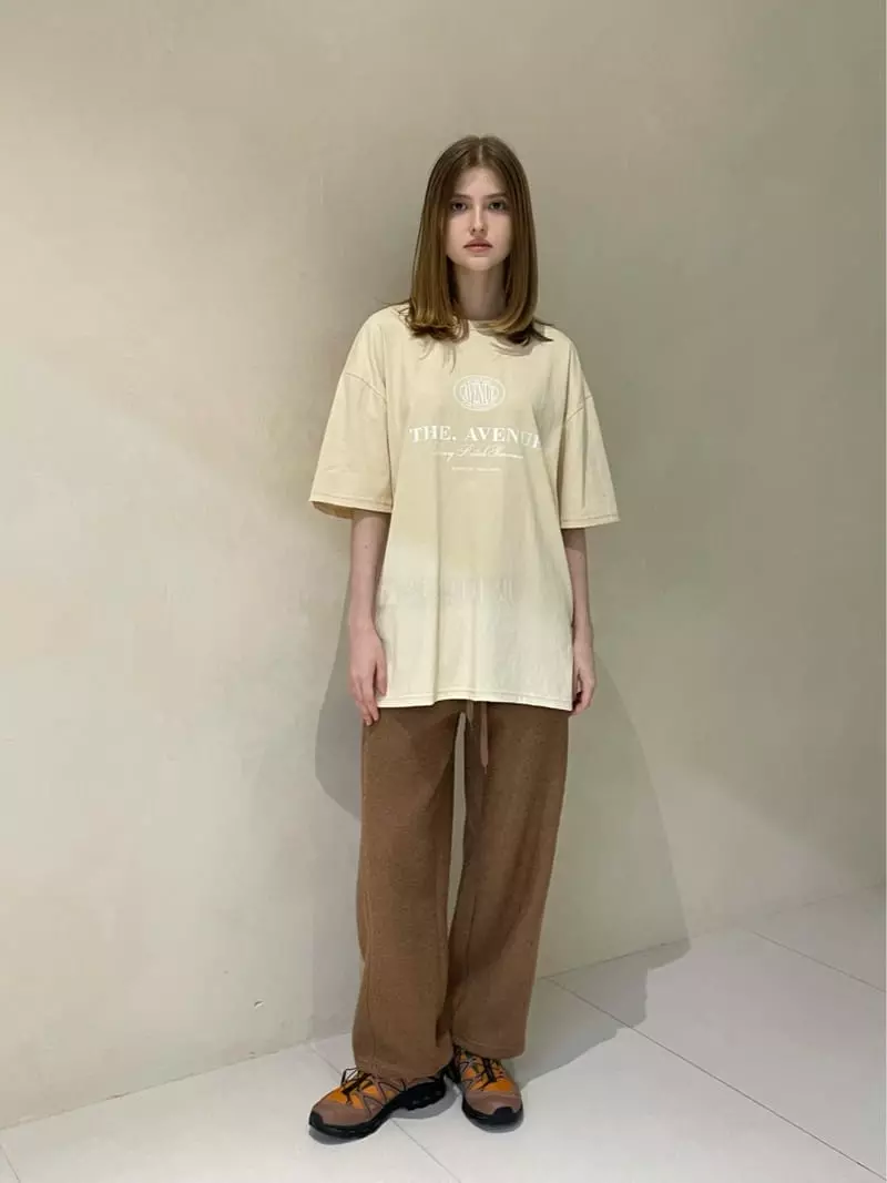 140 Avenue - Korean Women Fashion - #thelittlethings - Lale Avenue Tee - 11