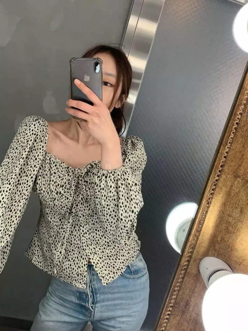 140 Avenue - Korean Women Fashion - #womensfashion - Leopard Shirring Blouse - 11