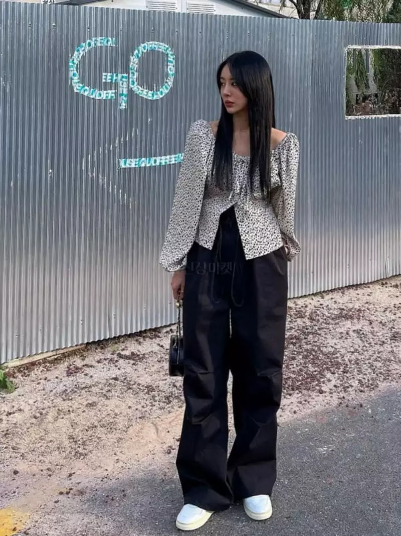 140 Avenue - Korean Women Fashion - #womensfashion - Leopard Shirring Blouse - 3