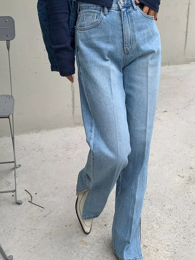 140 Avenue - Korean Women Fashion - #womensfashion - Arc Slit Jeans - 3